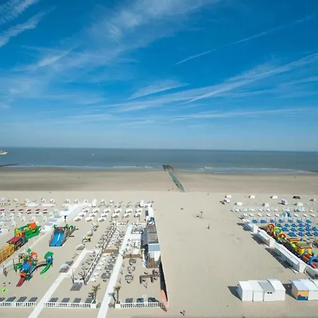 Golfslag In Lägenhet Blankenberge